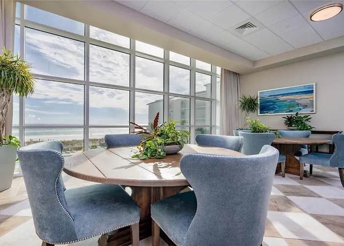 Phoenix Gulf Towers 901 Apartment *