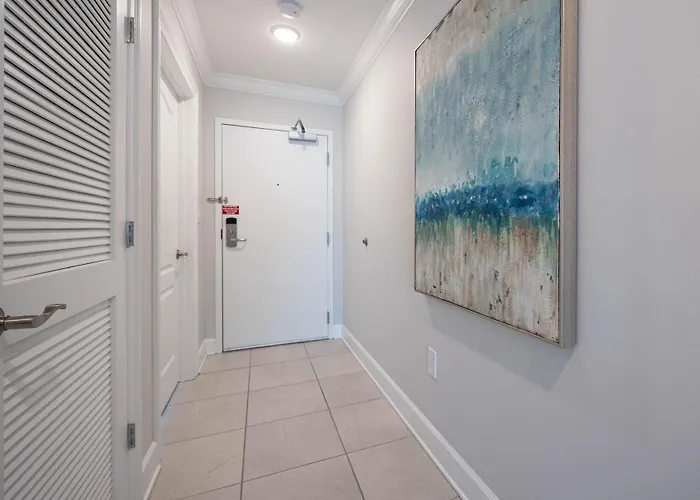 Phoenix Gulf Towers 901 Apartment